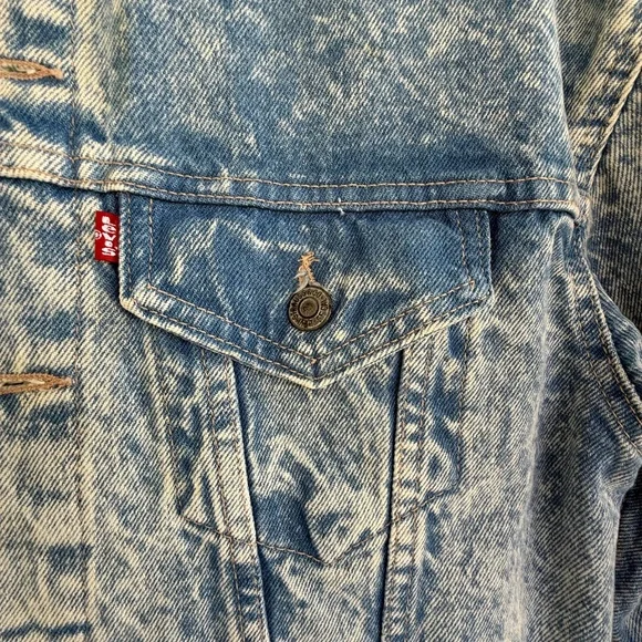 Vintage Levi's 7503-0208 Denim Trucker Jacket Size Large EUC - Picture 3 of 5